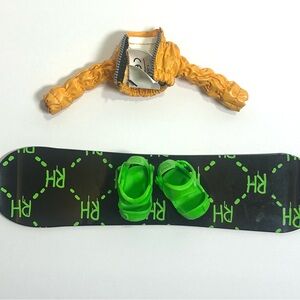 Rainbow High Green and Black Snowboard & jacket bundle